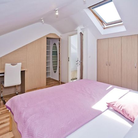 Relaxing Holiday Sunset Apartment Хвар Экстерьер фото