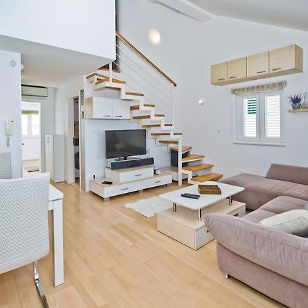 Relaxing Holiday Sunset Apartment Хвар Экстерьер фото