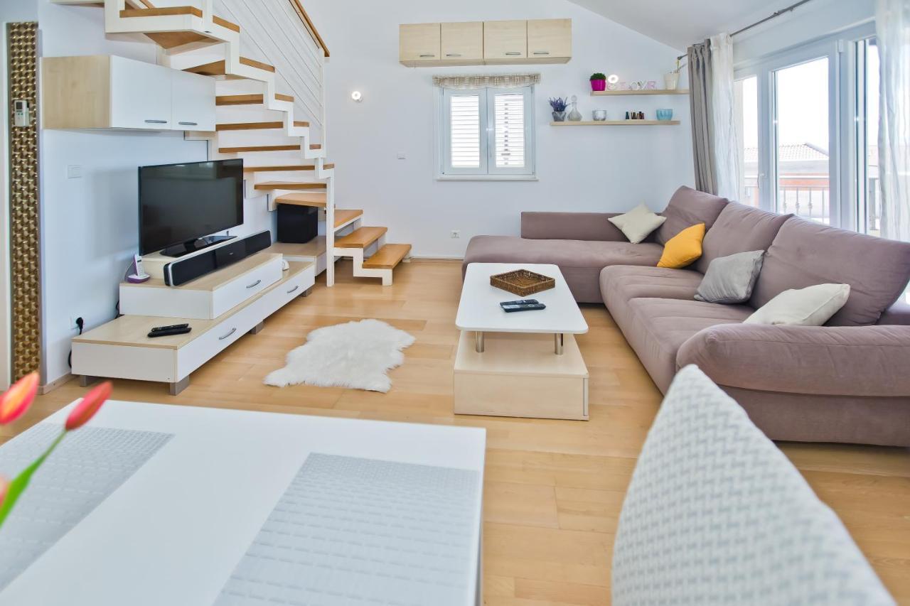 Relaxing Holiday Sunset Apartment Хвар Экстерьер фото