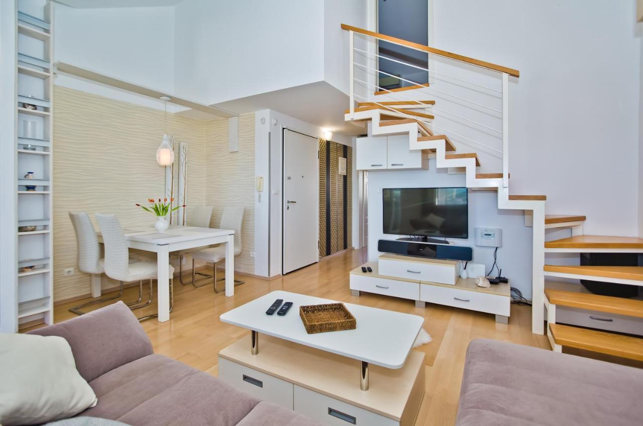 Relaxing Holiday Sunset Apartment Хвар Экстерьер фото
