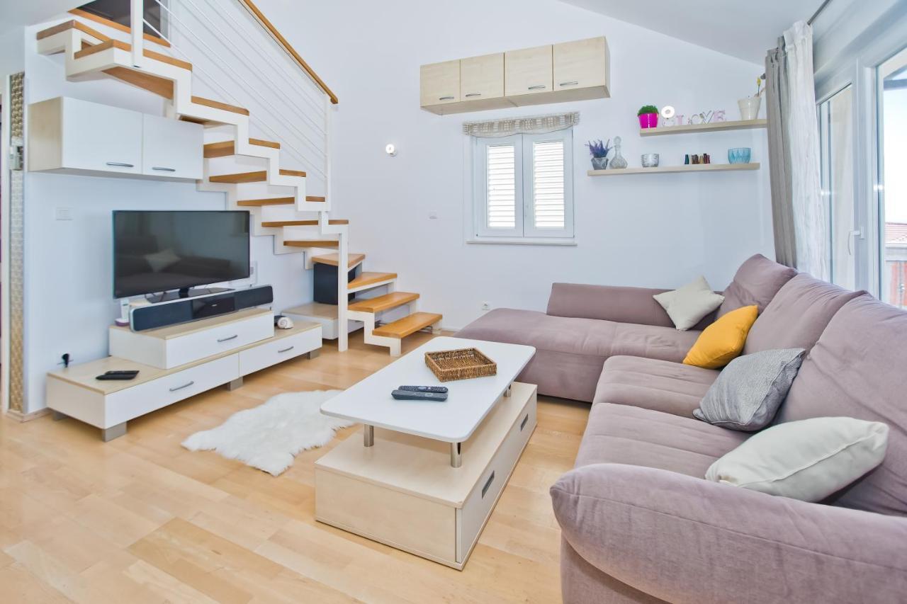 Relaxing Holiday Sunset Apartment Хвар Экстерьер фото
